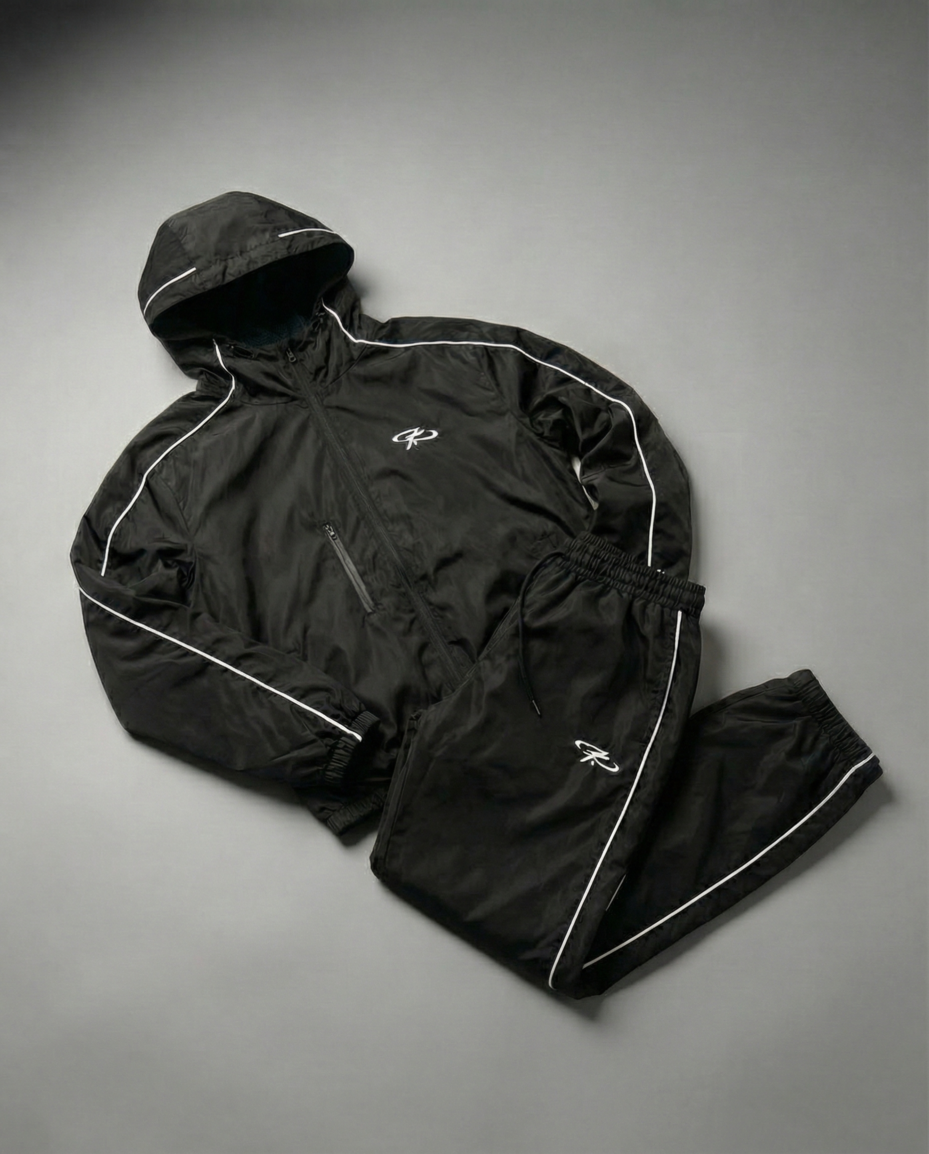 APEX WINDBREAKER BLACK SET