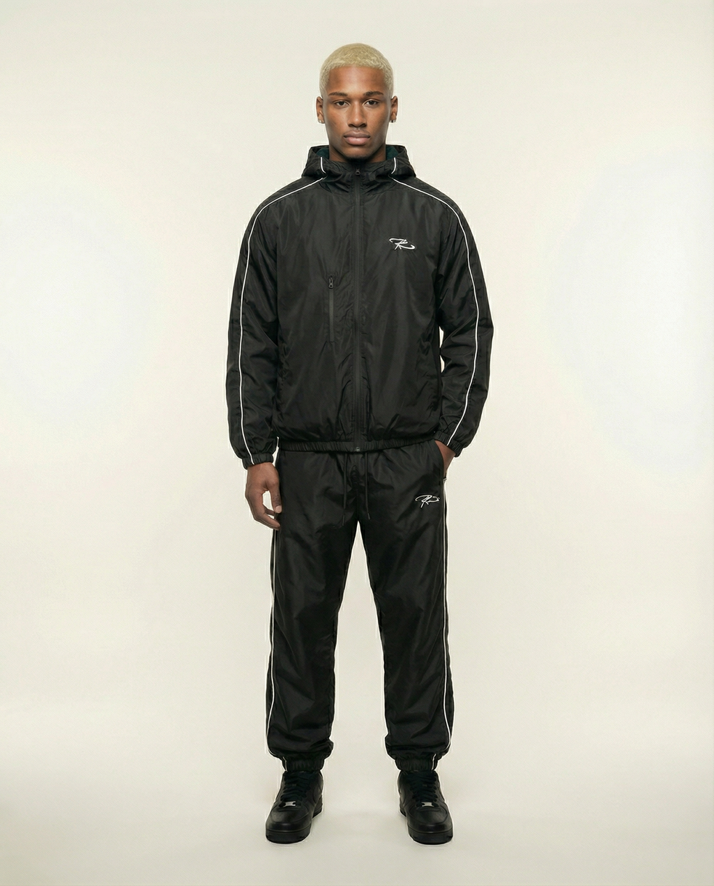 APEX WINDBREAKER BLACK SET